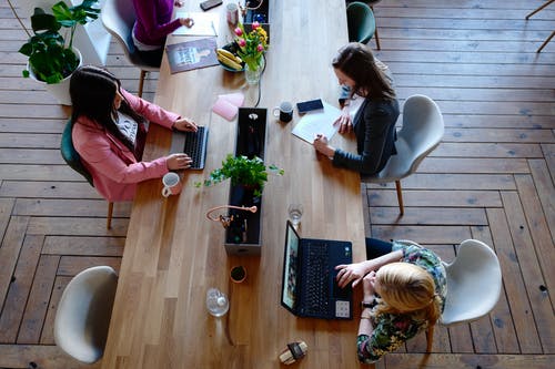 Reasons Why People Prefer Co-working Spaces than Traditional Offices