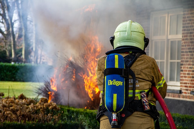 Why Should You Go to A Fire Training Session?
